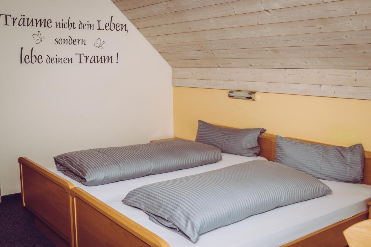 Gasthof Zur Bruecke Kaufering Esterno foto